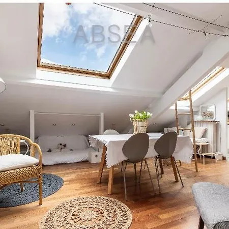 Center Cozy Floor Air Conditioning 1 Bedroom Lägenhet *